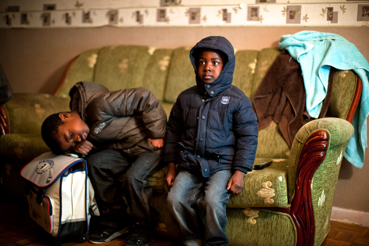 “Shift work is exhausting. What’s more, I don't sleep very well. The children are tired too.” 