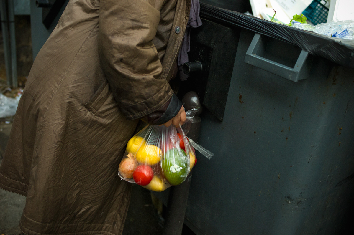 “Early in the morning I scavenge in bins. This is how I live. I pay my rent and then I have 18 euros left... So what else can I do? I scavenge in bins. I have to do it, there is no other alternative.”